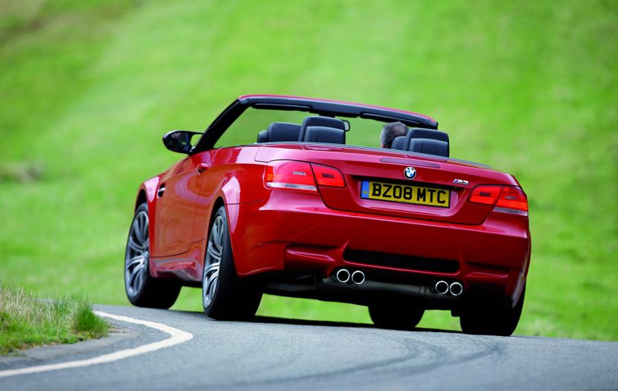  BMW M3 Convertible 2008 года  (фото 27 из 66)
